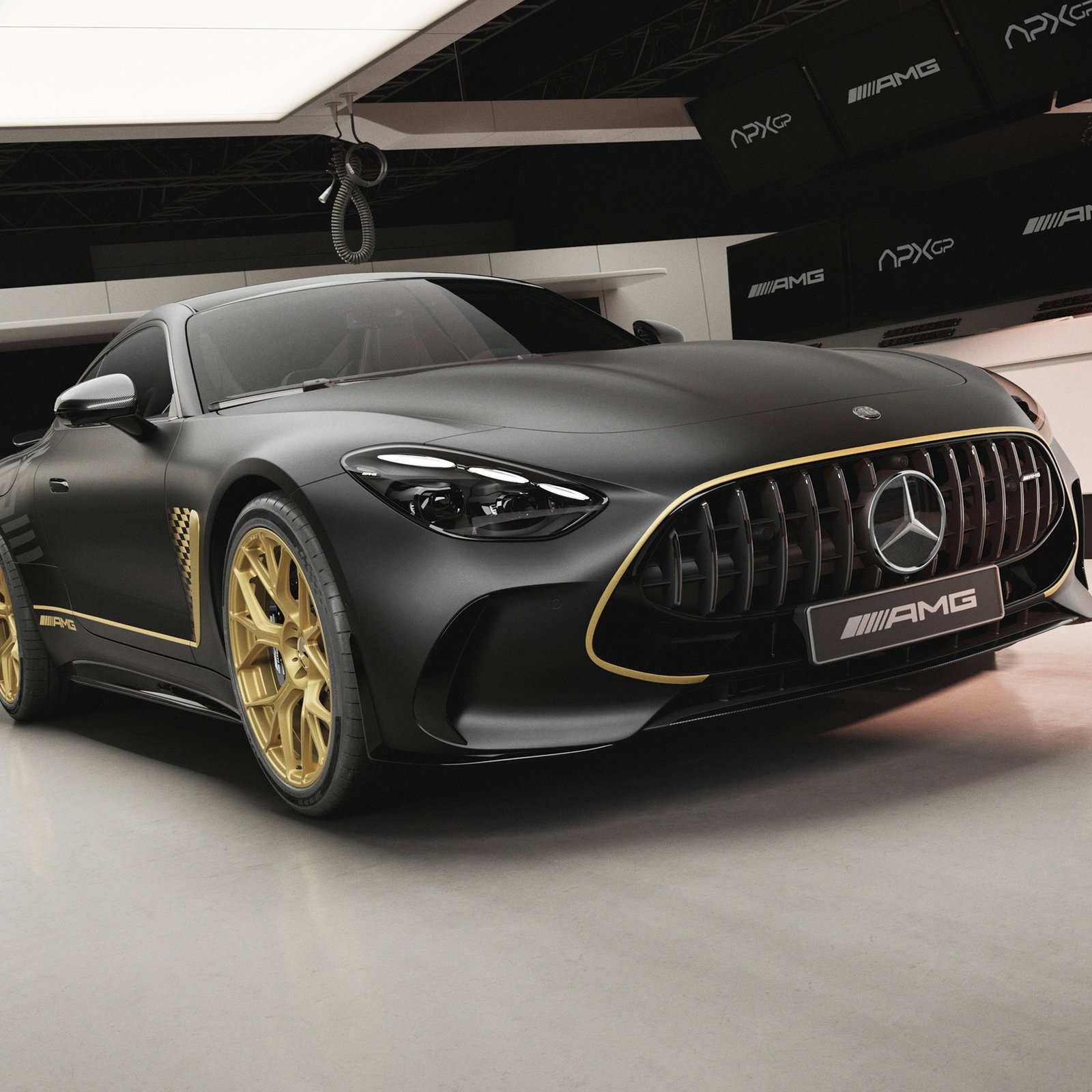 Mercedes-AMG GT 63 APXGP Edition - front